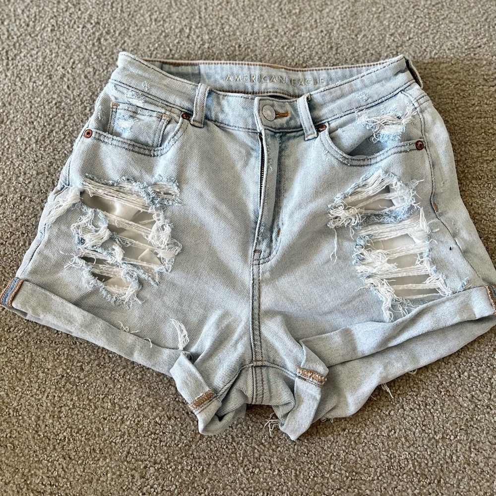 American Eagle light wash Stretch shorts size 4